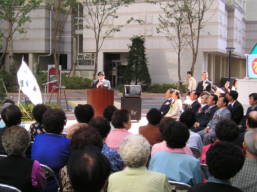 서면롯데캐슬 스카이 경로당 개소식 1번째